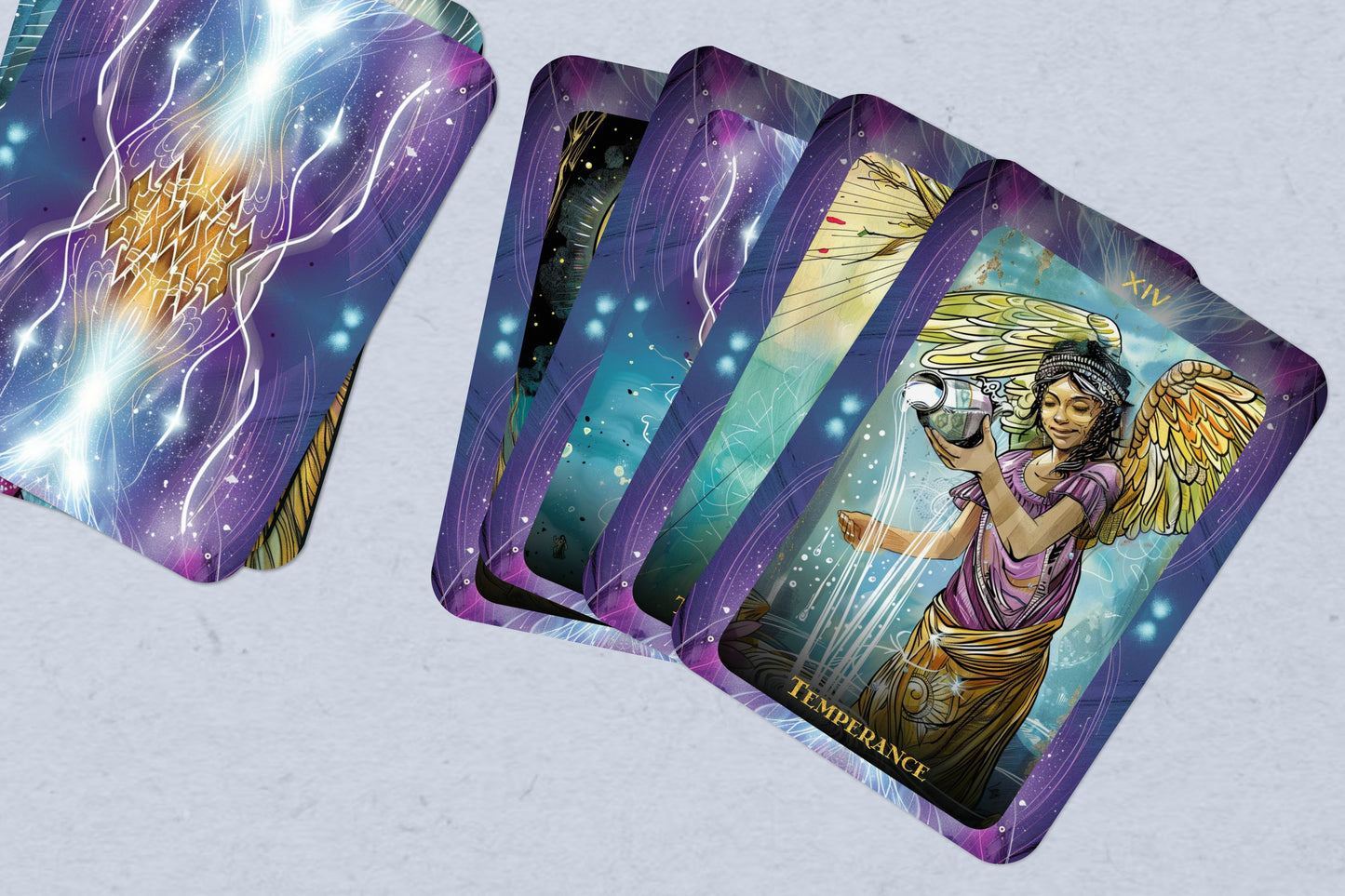 The Lightweaver Tarot - 78 cards - Tarot - Tarot Deck - Fortune Telling - Divination tools